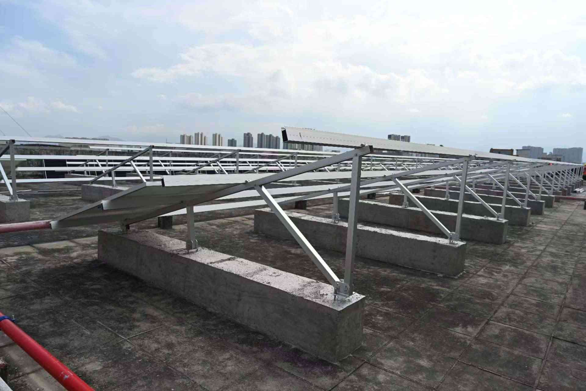 Solar pv mounting