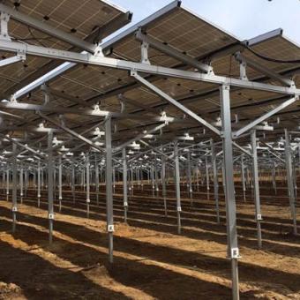 sistema de montaje solar para agricultura
