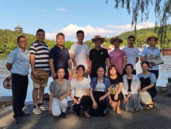 Enorme Energía Jiangnan Tour por el Lago del Oeste